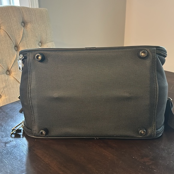 Samsonite bag for toiletries and makeup- excellent condition! - Picture 7 of 16